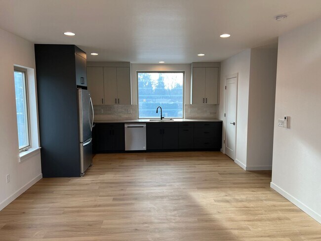 Foto del edificio - Brand New Townhomes With Upscale Modern Design