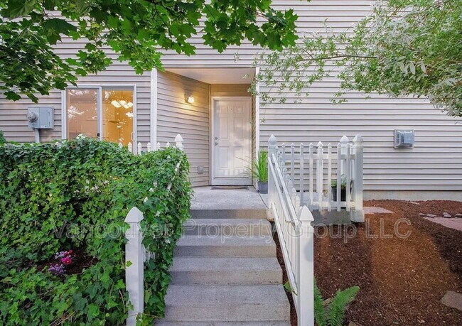 Foto del edificio - 6001 NE 33rd Cir