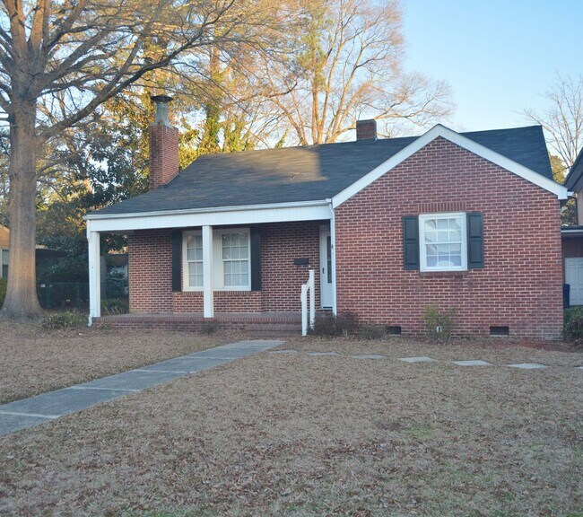 Foto del edificio - Newly Remodeled 3bed 1.5 Bath Ranch in Downtown Smithfield