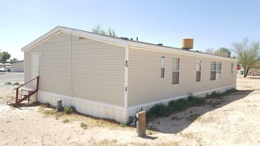 Building Photo - The whole package All utilities included