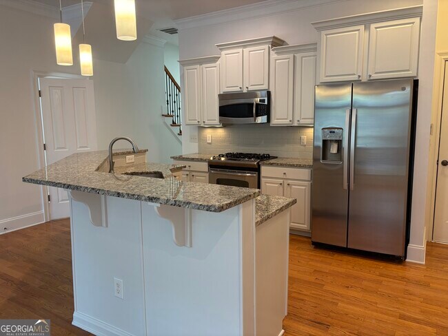 Building Photo - 10424 Park Walk Point