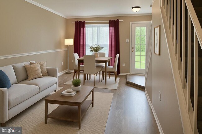 Foto del edificio - 6870 Ducketts Ln