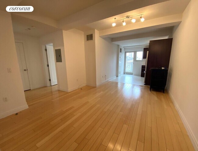 Foto del edificio - 302 2nd St