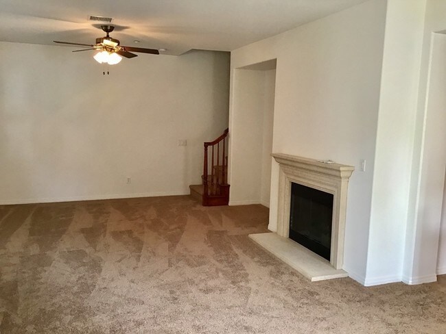 Building Photo - Village at the Park 3 bedroom Condo