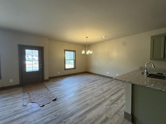 Foto del edificio - 50 Richardson St