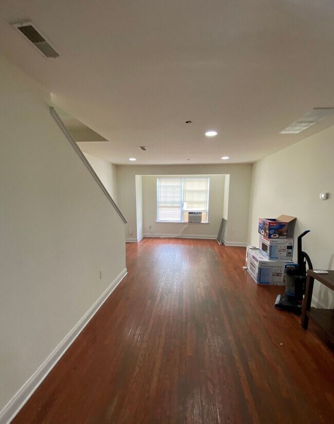Foto del edificio - 1716 W Norris St