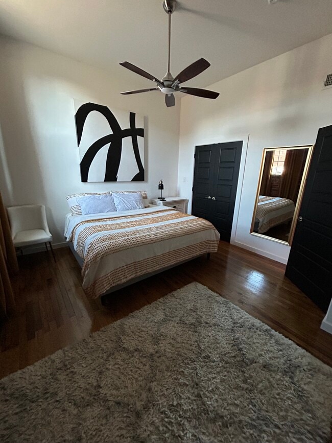 Building Photo - The Remington Bristol