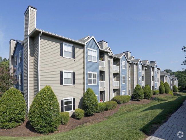 Building Photo - Marquis at Silverton