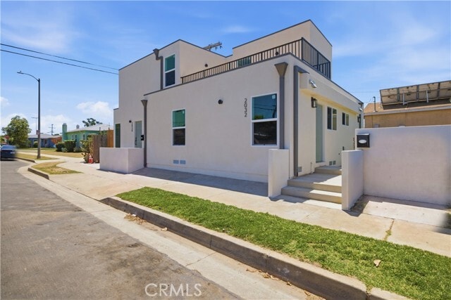Building Photo - 2032 W 88th St