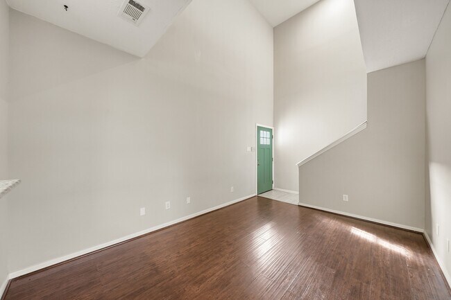 Foto del edificio - 5113 Lindsay St