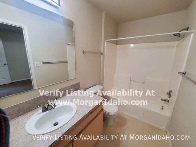 Building Photo - 217 N Avenger Ln