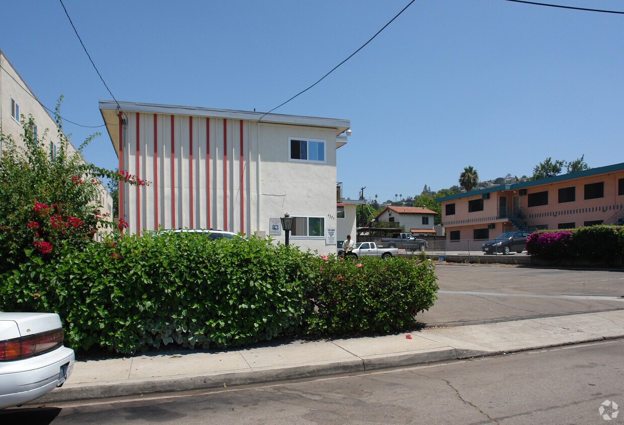 Foto del edificio - 4395 Rosebud Ln