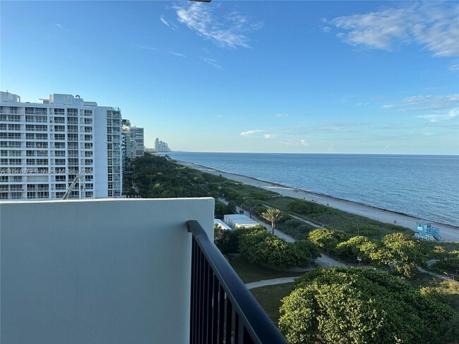 Building Photo - 9273 Collins Ave