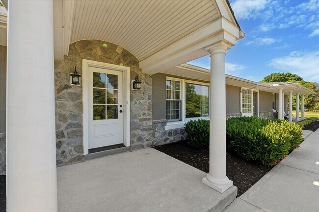 Photo - Single Family Home for Rent in Unionville ...