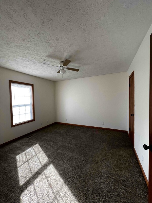 Building Photo - 320 Samantha Cove