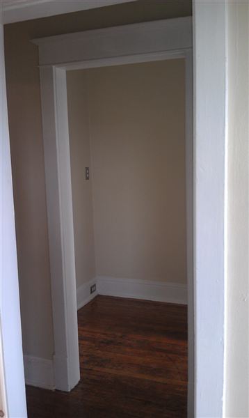 Building Photo - 6643 Blakemore St