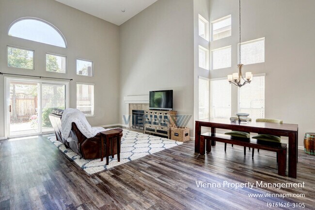 Building Photo - 5360 Delta Dr