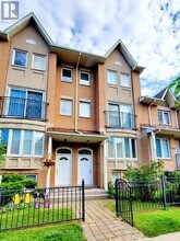 Building Photo - 29-129 Rosebank Dr
