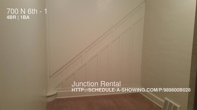 Building Photo - 4 bedroom in Red Oak IA 51566