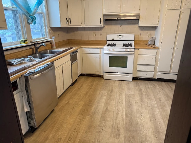 Building Photo - 4526 Decatur St