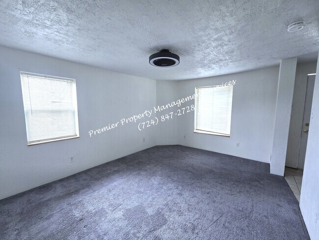 Foto del edificio - 455 E Jefferson St