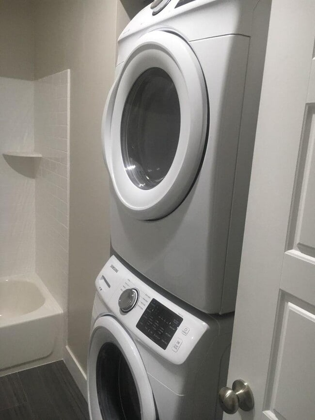 Foto del edificio - 719 S 500 E