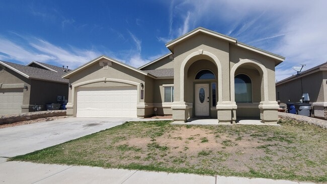 Building Photo - 14685 Hunters Grove Ave