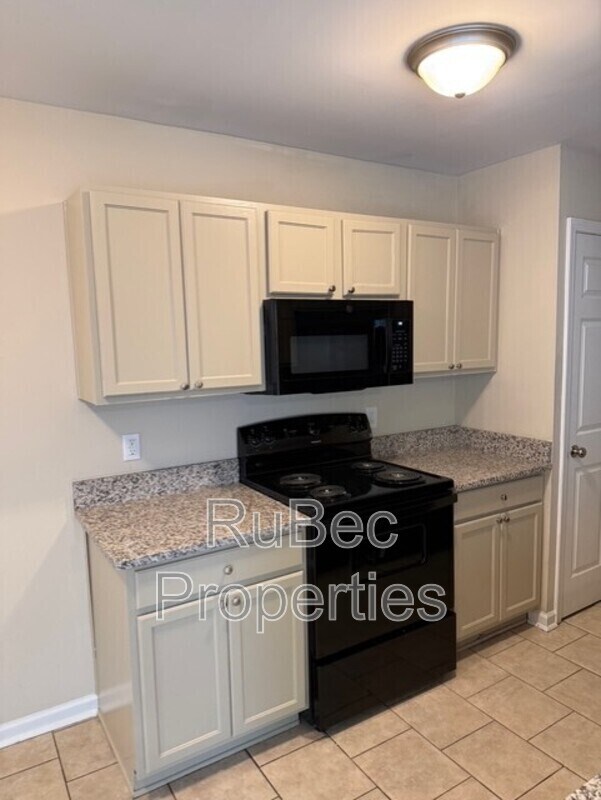 Foto del edificio - 5405 Esther Ln