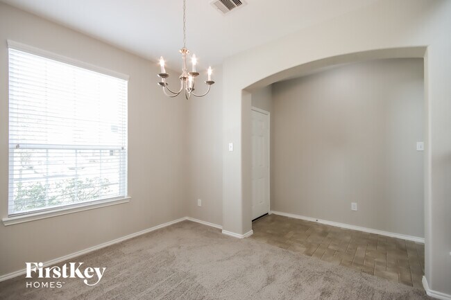 Building Photo - 2526 Cold River Dr