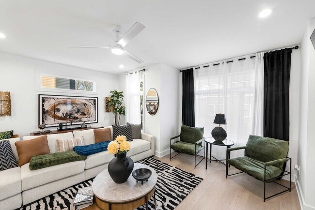 Foto del edificio - 227 Woodsborough Pl