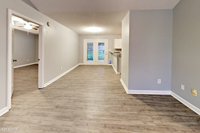 Foto del edificio - 3722 Hunters Run Ln