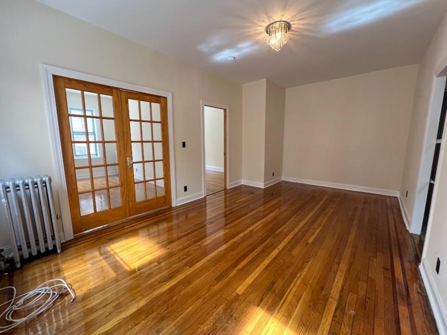 Primary Photo - 1 bedroom in SUNNYSIDE NY 11104