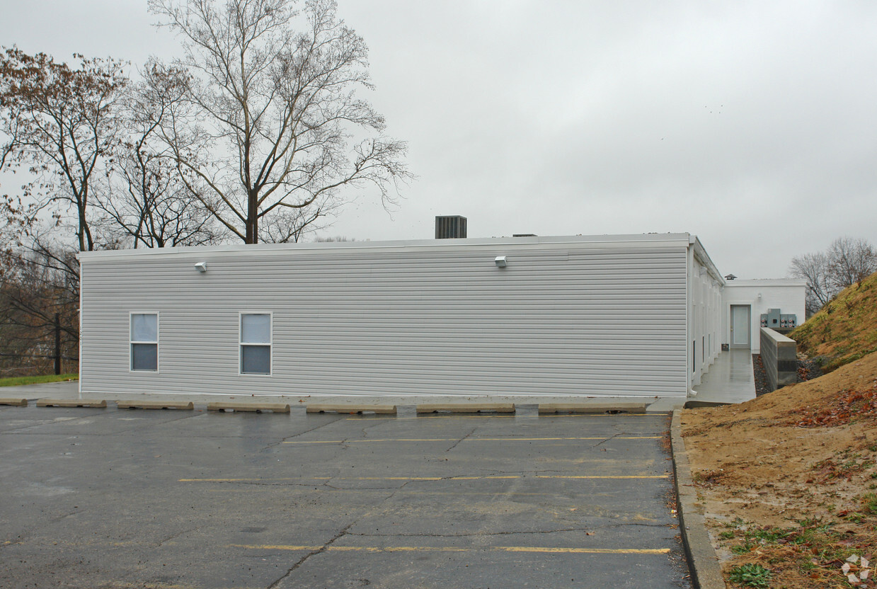 Building Photo - 1201 28th St