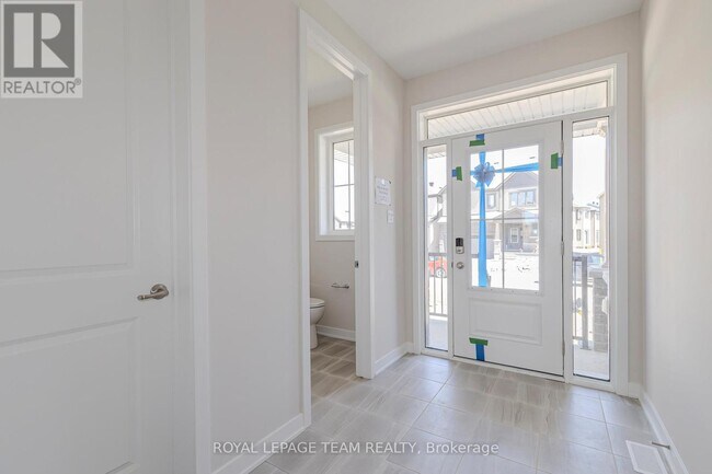 Photo du bâtiment - 475 Meynell Rd