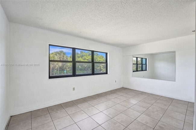 Building Photo - 1201 S Ocean Dr