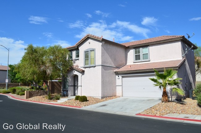 Building Photo - 5316 N Carlsbad Heights St