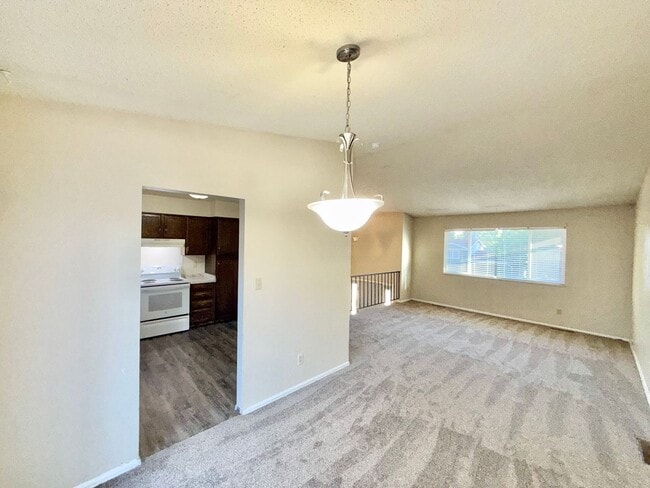 Building Photo - 2945 Del Rey Plaza