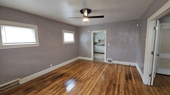 Foto del edificio - 18606 Kewanee Ave