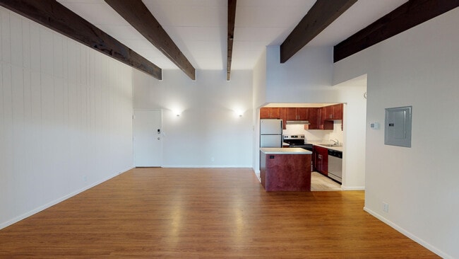 Interior Photo - The Commons at Windsor Gardens