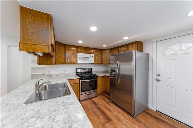 Photo - 13595 Co Rd 22 (Fort Lupton, CO) House