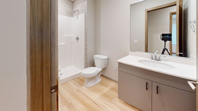 Foto del edificio - 869 19th Ave SE