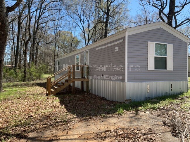 Foto del edificio - 2295 River Rd