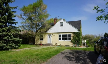 Building Photo - 132 W Warburton St