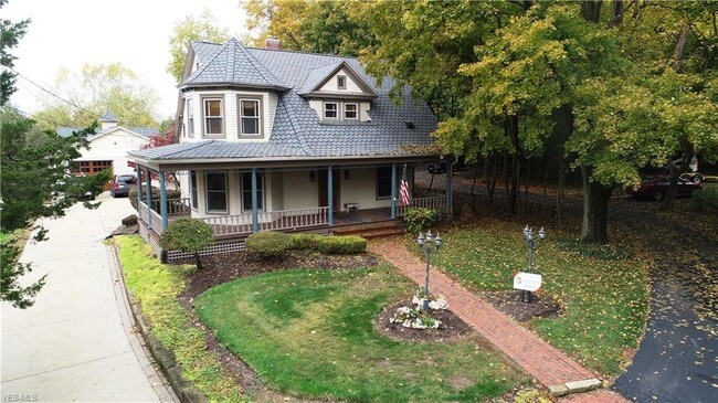 Foto del edificio - 6438 Ridge Rd