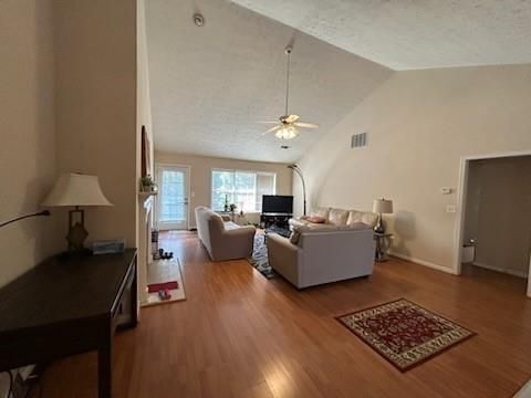 Foto del edificio - 416 Canterbury Pl Dr