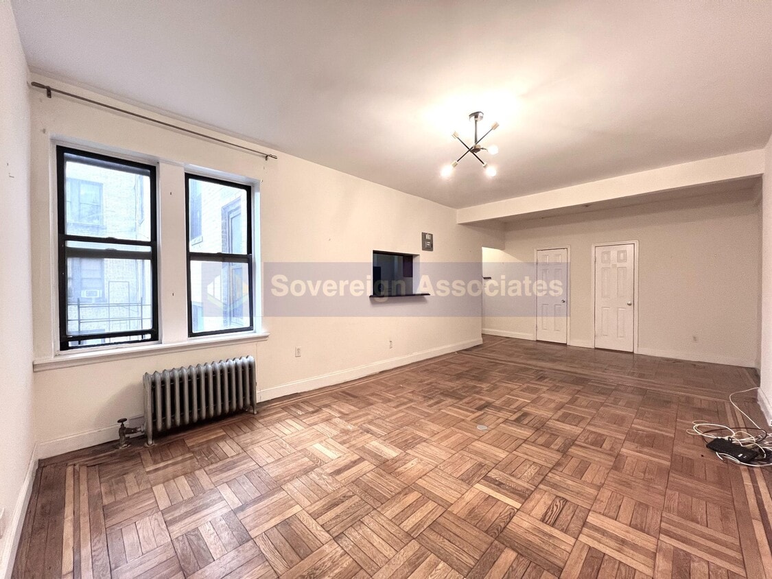 Primary Photo - 850 West 176th Street