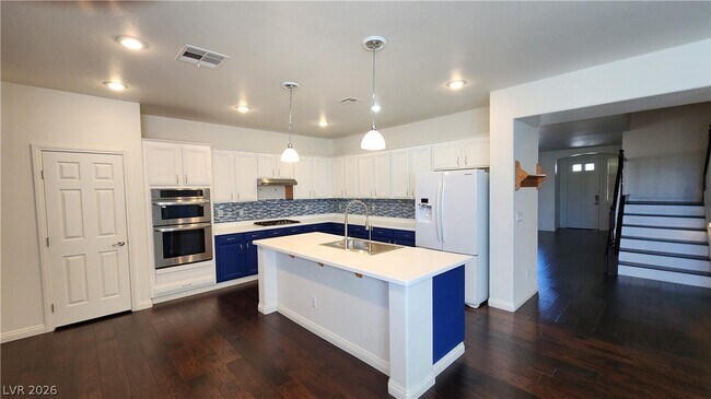 Building Photo - 628 Joe Willis St