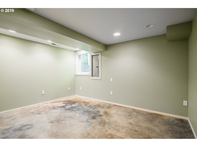 Foto del edificio - 7295 SW Capitol Hill Rd