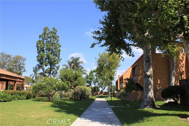 Building Photo - 6600 Warner Ave