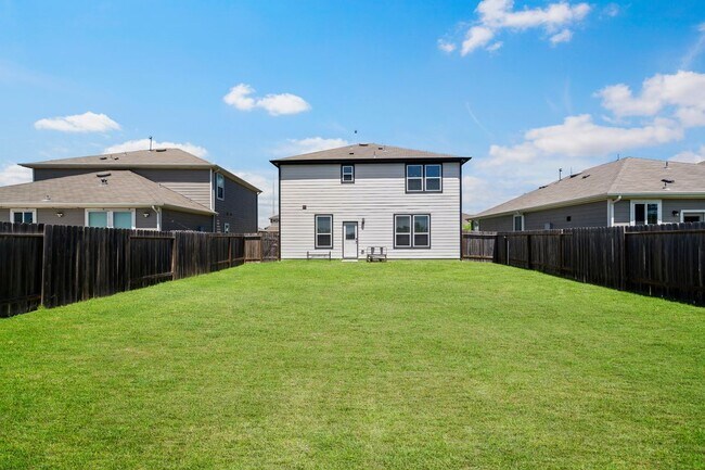 Foto del edificio - 23403 Cranberry Grader Ln